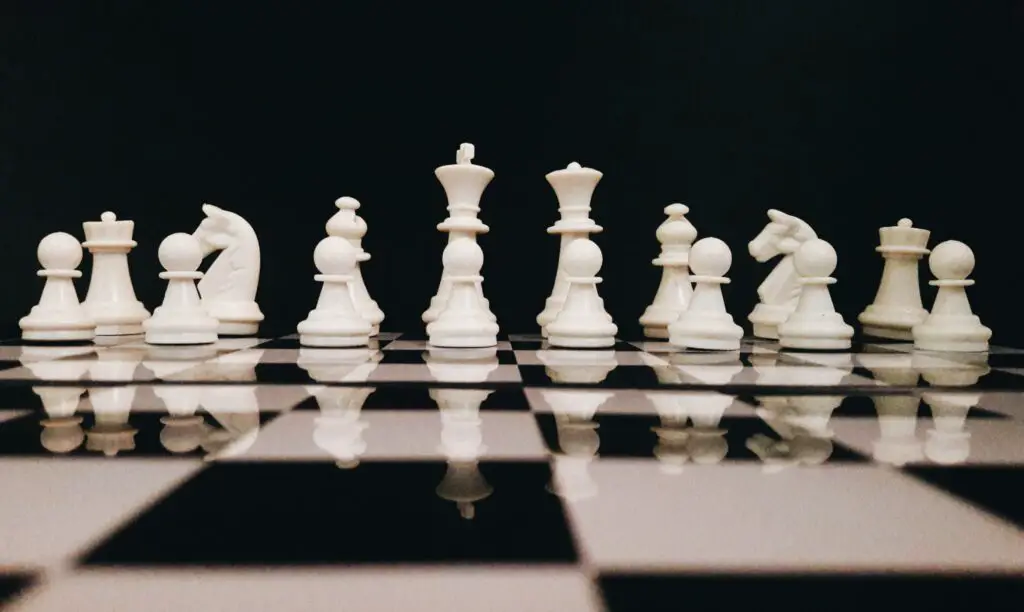 How To Master The Pirc Defence In Chess - Boardgameintellect